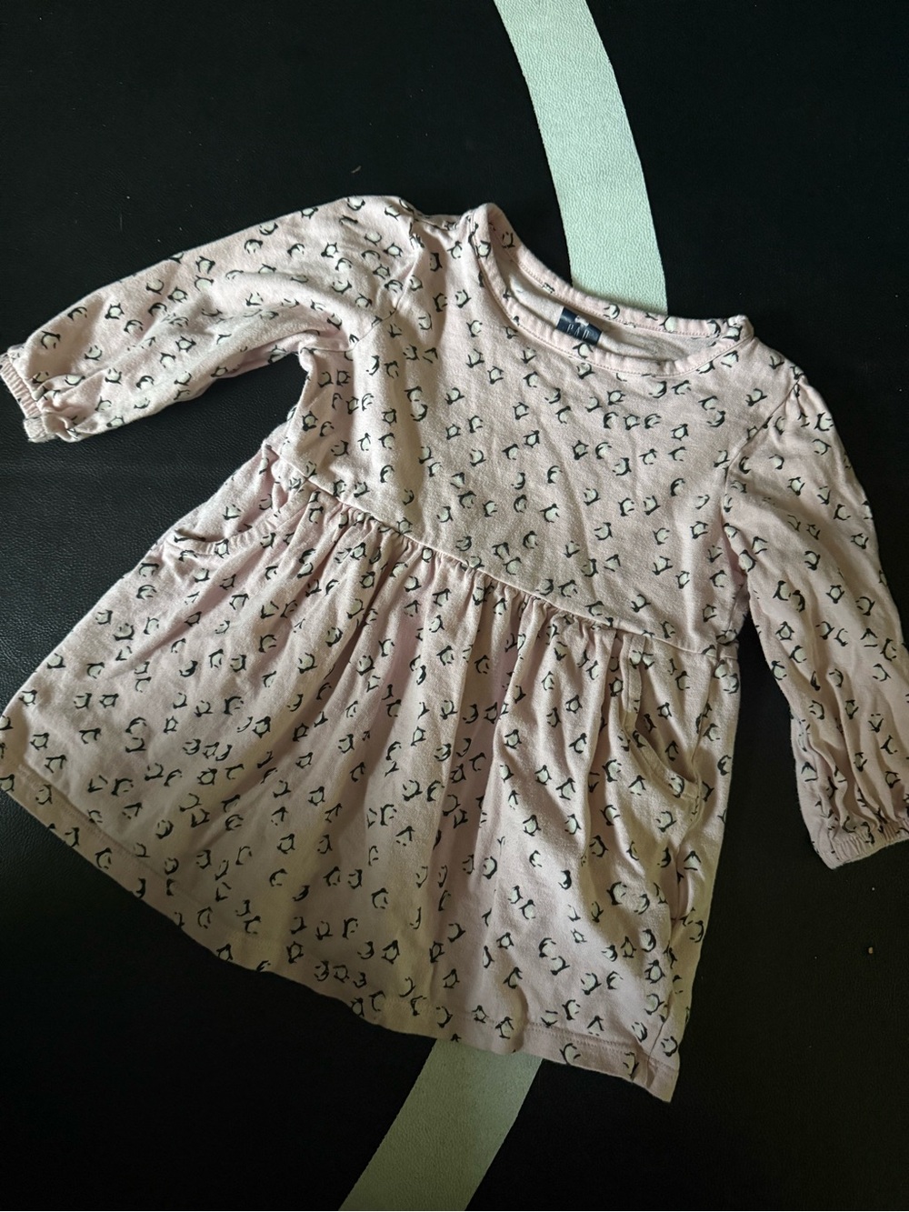 GAP Pink Long-Sleeve Knit Casual Dress with penguin Pattern